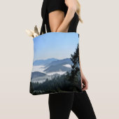 Misting Morning Fog.... Tote Bag (Dichtbij)