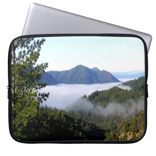 Misting ochtendmist.... laptop sleeve (Voorkant)