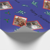 Mistletoe en Holly Berries 2 foto's Cadeaupapier (Hoek)