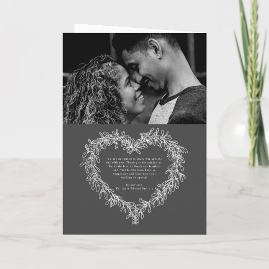 Mistletoe hartkrans donkergrijs wit bruiloft programma (Achterkant)