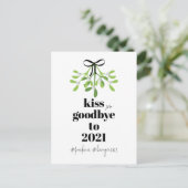 Mistletoe Kiss Goodbye to 2021 Do-Over Funny Humor Feestdagenkaart (Staand voorkant)
