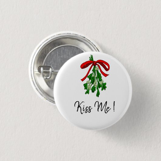 Mistletoe KIss Me Ronde Button 3,2 Cm (Voorkant /achterkant)