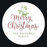 Mistletoe Merry Christmas Gepersonaliseerde famili Ronde Sticker<br><div class="desc">waterverf mistletoe hangt boven chic script Merry Christmas typografie op deze elegante stickers. Personaliseer met je familienaam. Ontworpen door Thisnotme©</div>