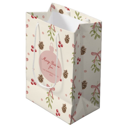 Mistletoe Pine Cone Berry Pattern Medium Cadeauzakje (Voorkant Gekanteld)