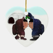 Mistletoe Time - Mistletoe Kissing Eskimos Keramisch Ornament (Achterkant)