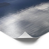 Misty Alaskan Zee in de schaduw van Blue Foto Afdruk (Hoek)