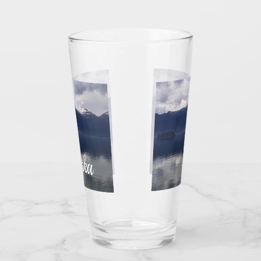 Misty Alaskan Zee in de schaduw van Blue Glas (Links)