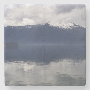 Misty Alaskan Zee in de schaduw van Blue Stenen Onderzetter