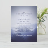 Misty Blue Bossen | Een viering van het leven Kaart (Staand voorkant)