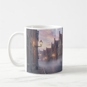 Misty Bruges Lantaarn Glow Droomlandschap Mok
