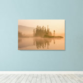 Misty dawn on East Inlet, Pittsburg, New Canvas Afdruk (Insitu (Houten vloer))