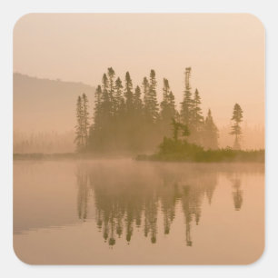 Misty dawn on East Inlet, Pittsburg, New Vierkante Sticker