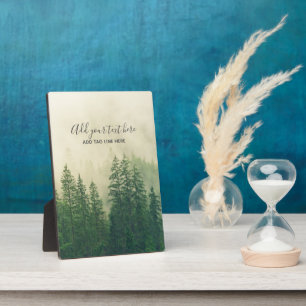 Misty dennenbos bomen aangepast aandenken fotoplaat