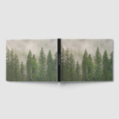 Misty Foggy Forest Bomen Gastenboek (Volledig)