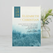 Misty Forest Mountain Blue Waterverf bruiloft Folie Uitnodiging (Staand Voorkant)