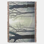 Misty Forest Path: Eerie Beauty Deken (Voorkant Verticaal)
