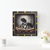 Misty Gallop: verkoold Fries hout Vierkante Klok (Huis)