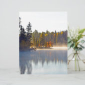 Misty-herfstmeer Briefhoofd (Staand voorkant)