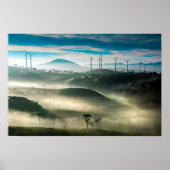 Misty Highlands Wind Boerderij Poster (Voorkant)