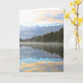 Misty Lake Trees Reflection Tranquil Natuur Foto Kaart (Gele Bloem)