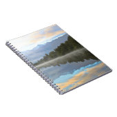 Misty Lake Trees Reflection Tranquil Natuur Foto Notitieboek (Rechterzijde)