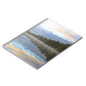 Misty Lake Trees Reflection Tranquil Natuur Foto Notitieboek (Linkerzijde)