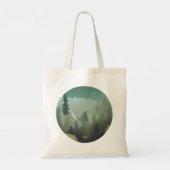 Misty Mountain Valley: een rustige wildernisontsna Tote Bag (Achterkant)