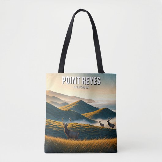 Misty Point Reyes National Seashore Elk Tote Bag (Voorkant)