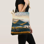 Misty Point Reyes National Seashore Elk Tote Bag (Dichtbij)