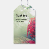 Misty Railroad Tracks Schilderachtig Foto bedankt Cadeaulabel (Voorkant)