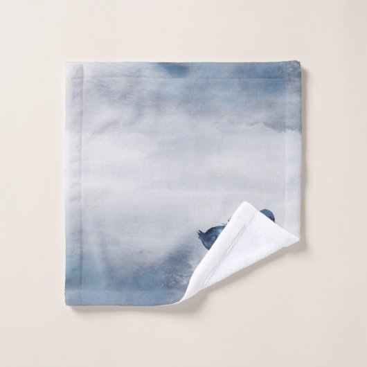 Misty Reflections | Moody Dusty Blue Swan op Lake Bad Handdoek (Wasdoekje)