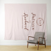 Misty Roos Monogram faux folie Weddenschap Achterg Wandkleed (In Situ (horizontaal))