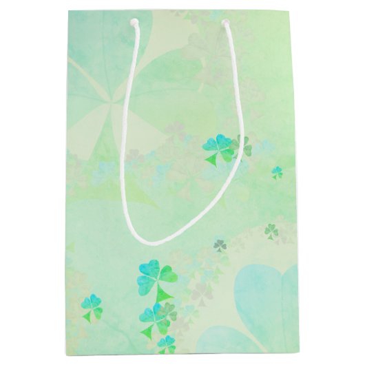 Misty Shamrocks Medium Cadeauzakje (Voorkant)