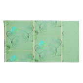 Misty Shamrocks Pillowcase Kussensloop (Achterkant-Rechts)
