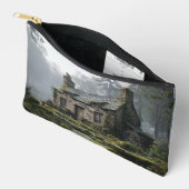 Misty Stone Cottage Forest Pouch Etui (Open)