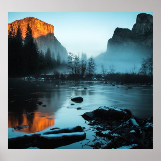 Misty Sunset in Yosemite Poster (Voorkant)