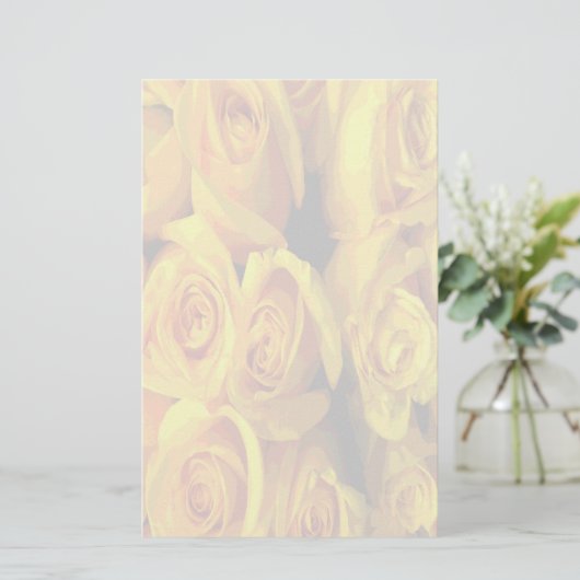 Misty Yellow Roses Briefpapier (Staand voorkant)
