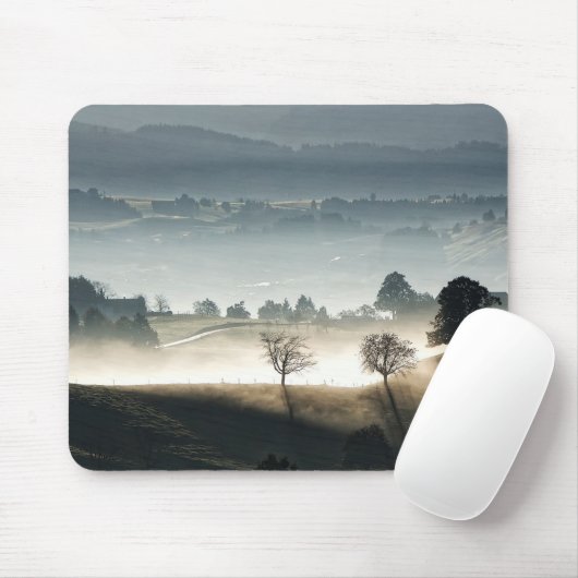 Misty Zwitserland Landschap Muismat (Met muis)