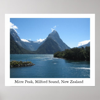 Miter Peak, Milford Sound, Nieuw-Zeeland Poster