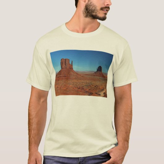 Mittens in Death Valley T-Shirt (Voorkant)