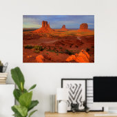 Mittens, monument valley, AZ Poster (Thuiskantoor)