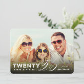 Mix Typography 2026 Eenvoudige Moderne Nieuwjaarsf Feestdagenkaart (Staand voorkant)