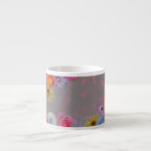 Mixed flowers in modern art espresso kop (Voorkant)