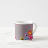 Mixed flowers in modern art espresso kop (Voorkant rechts)