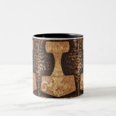 Mjolnir, thor's hammer tweekleurige koffiemok (Center)