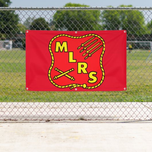MLRS buiten banner. Geweldig voor je volgende reü Spandoek (Insitu)