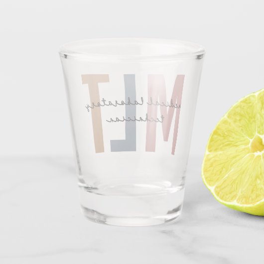 MLT Medische Laboratoriumtechnicus Technische Labo Shot Glas (Achterkant)