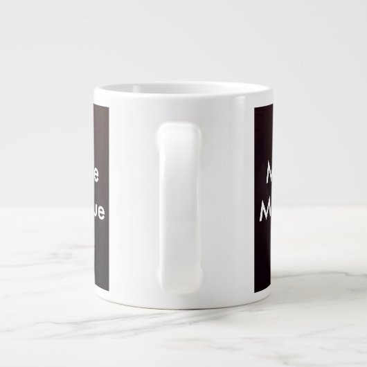 MMITM 20-oz. mug Grote Koffiekop (Achterkant)