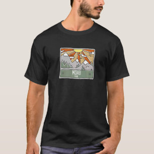 Moab Utah Mountains UT Vacation Souvenir Premium T-shirt