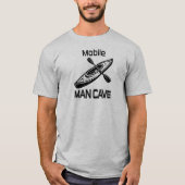 Mobiel Man Cave Kayak T-shirt (Voorkant)